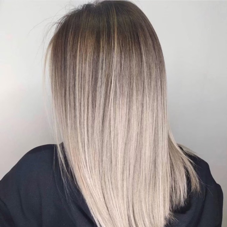 Sleek ash-blonde balayage